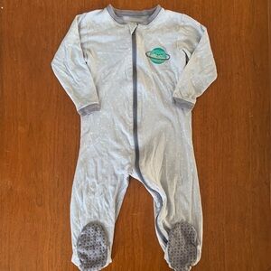🍊5/$25 Tuffy Kids Footie in Light Blue and Grey size 18m